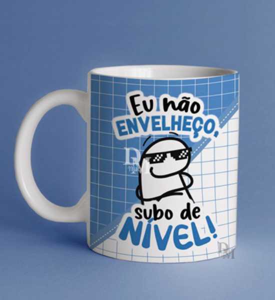 Caneca Eu Não Envelheço, Subo de Nível!