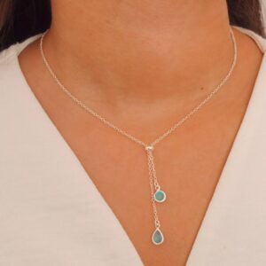 Colar gravatinha gota azul