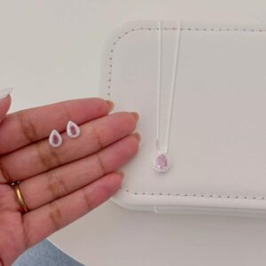 Conjunto gota cravejada rosa claro